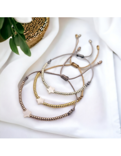 Pulsera modelo estrellita...