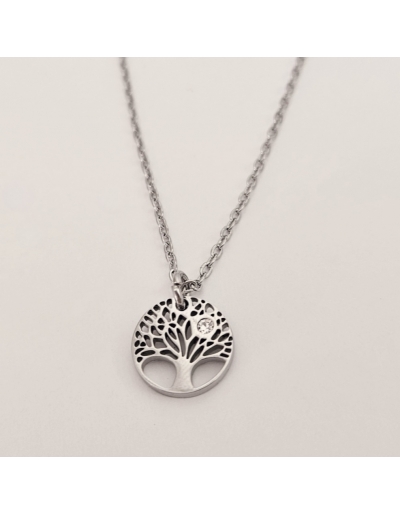 Precioso collar con amuleto...