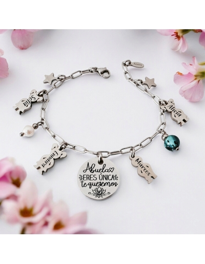 Pulsera modelo CUQUI...