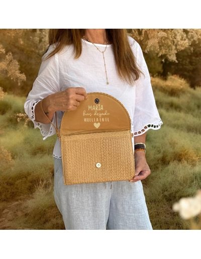 Bolso de paja, con mensaje...