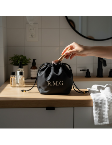 Bombonera personalizada con iniciales...